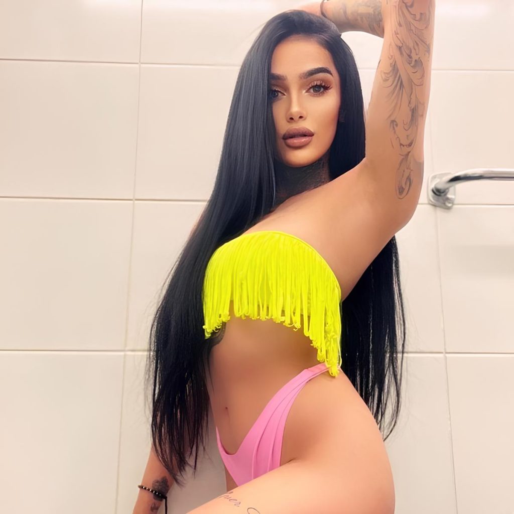 Mia Ganz +49 157-81463286 Dusseldorf erotic massage