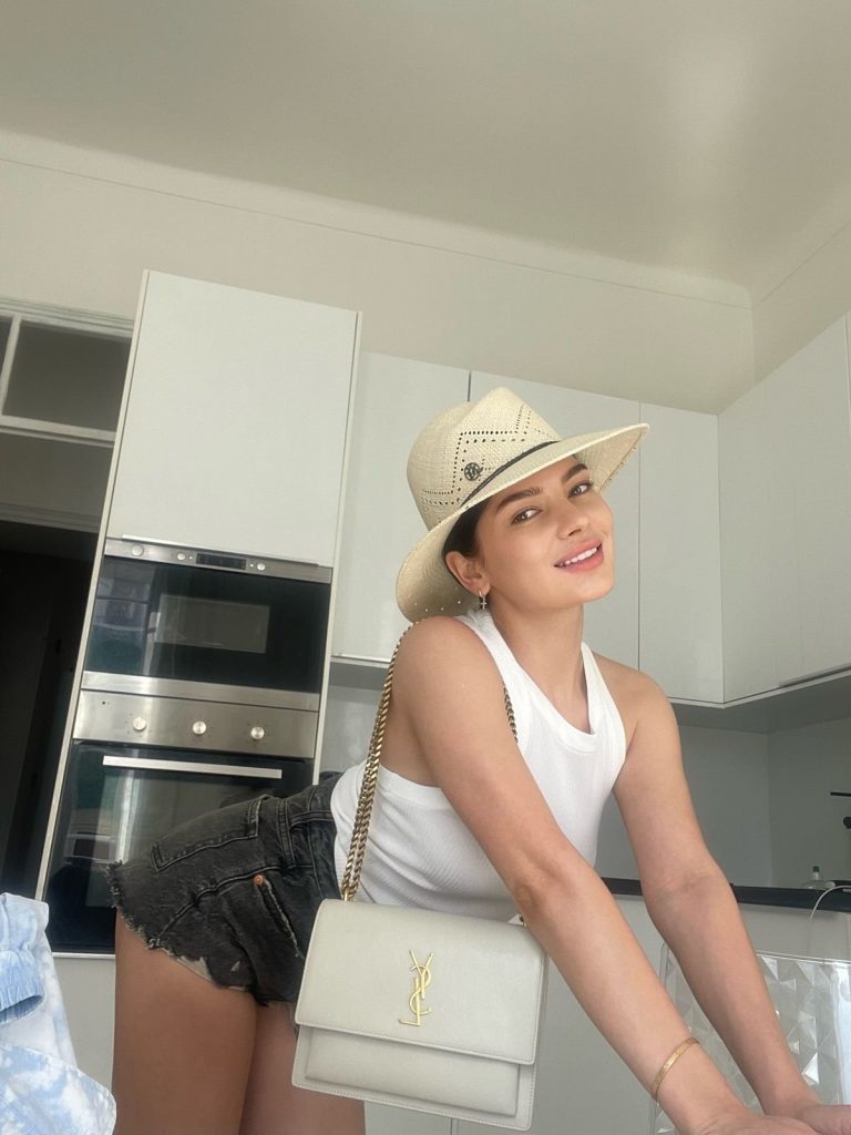 Mia passionate +44 7917 252013 Ibiza erotic massage