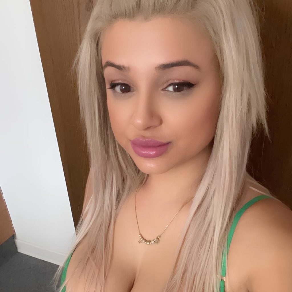 Ana +49 155-10556902 Wuppertal erotic massage