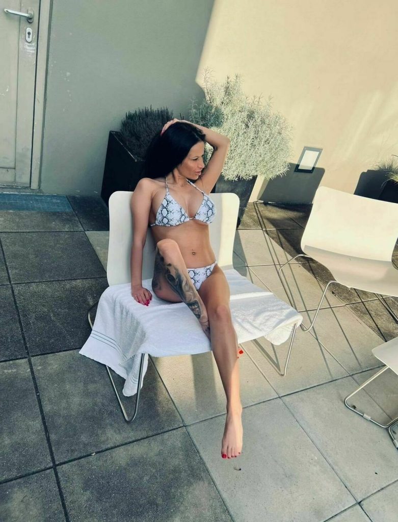 Celin +43 677 - 614 53 482 Linz erotic massage