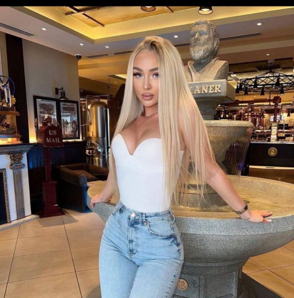 Olga +39 366 712 8033  erotic massage