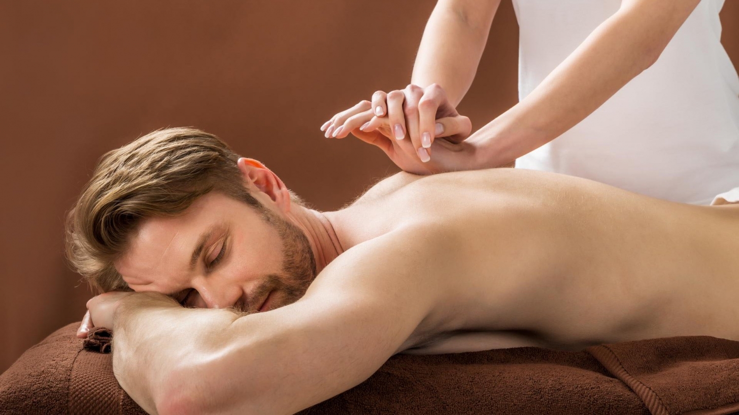 O que significa massagem grega?