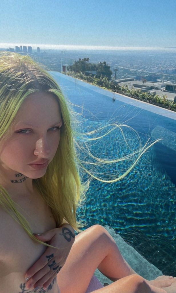 Ashley Woods +1 213-352-8724 Los Angeles erotic massage