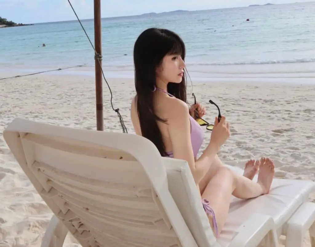 Miko +1 725-577-1825 Las Vegas erotic massage