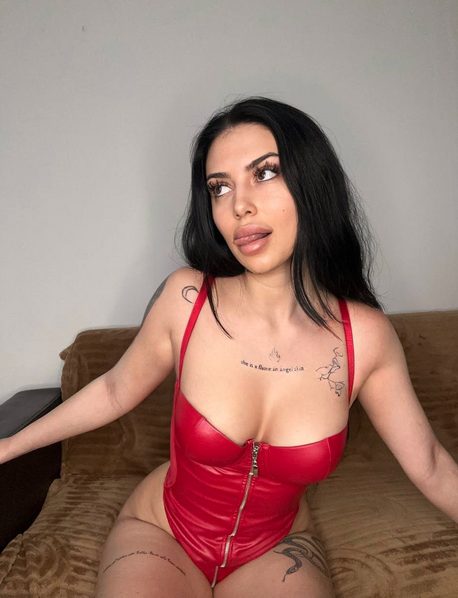 Selena +357 95 557764 Limassol erotic massage