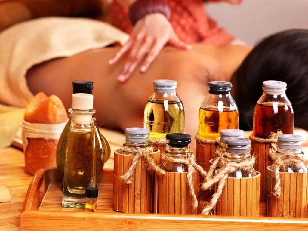 Aromatherapy Massage Techniques