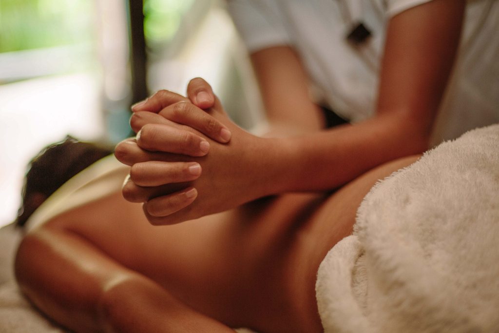 Technique of Lomi-Lomi Massage