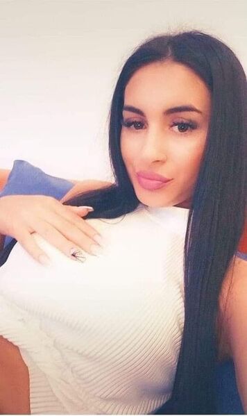 Chanel - Modell aus Rumänien zum ersten Mal in Berlin! +491784376666 Berlin erotic massage