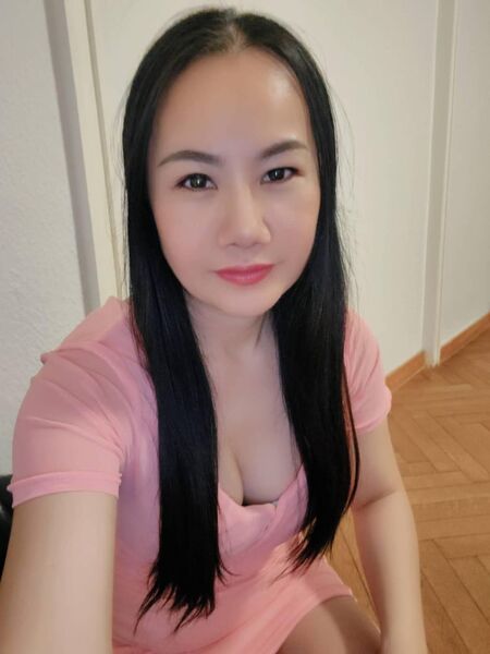 Asiatische schönheit in Leverkusen 100% OriginalBilder +4915219209145 Leverkusen erotic massage