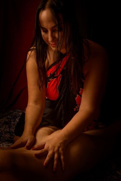 Tantramassage in München +4916095471434 Muenchen erotic massage