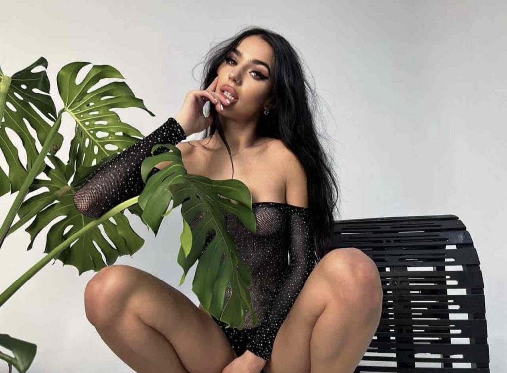 Karina +1 (438) 266-0498 Vancouver erotic massage