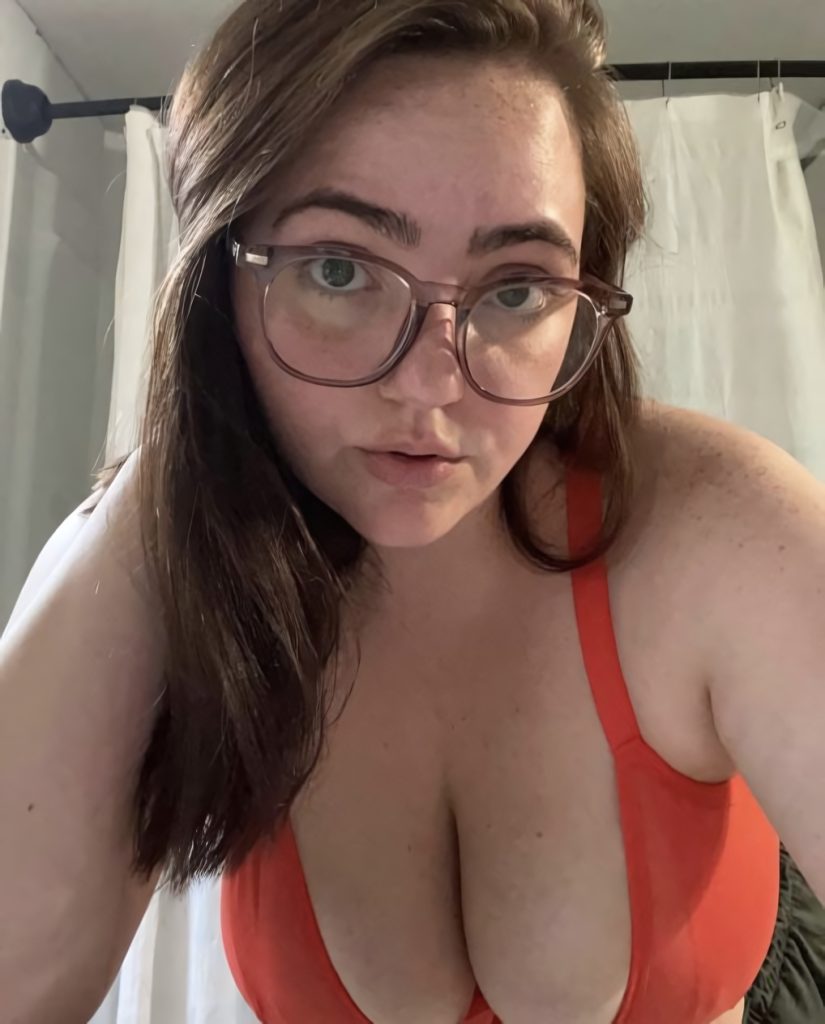 Karina Juicy +1 (210) 460-6232 Minneapolis erotic massage