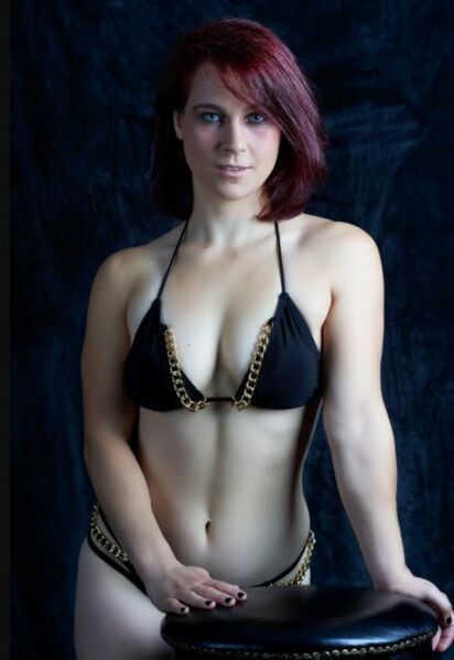 ? Tweeny Massage bei Charly SOMNA ® ? fröhlich und hingebungsvoll +4917677969744 Muenchen erotic massage