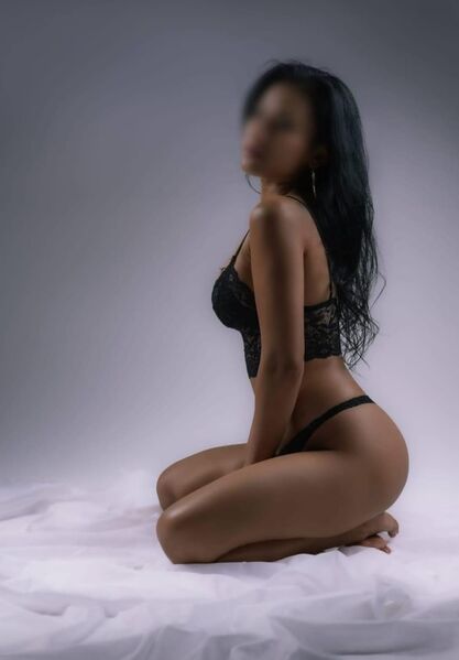 Erotic massage Mönchengladbach +4915202427017 Moenchengladbach erotic massage