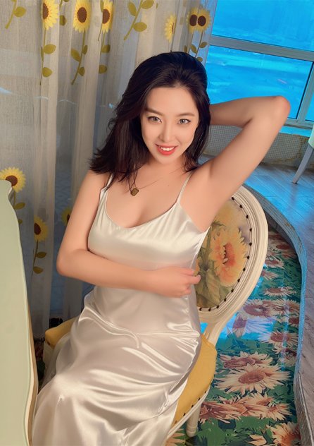 Beautiful plump girl +1(626)394-7334 Santa Rosa erotic massage