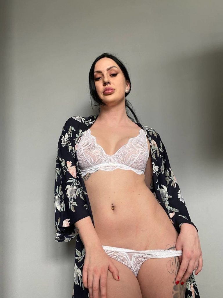 Bonitaholcomb +33 6 44 65 18 21 Palma de Mallorca erotic massage