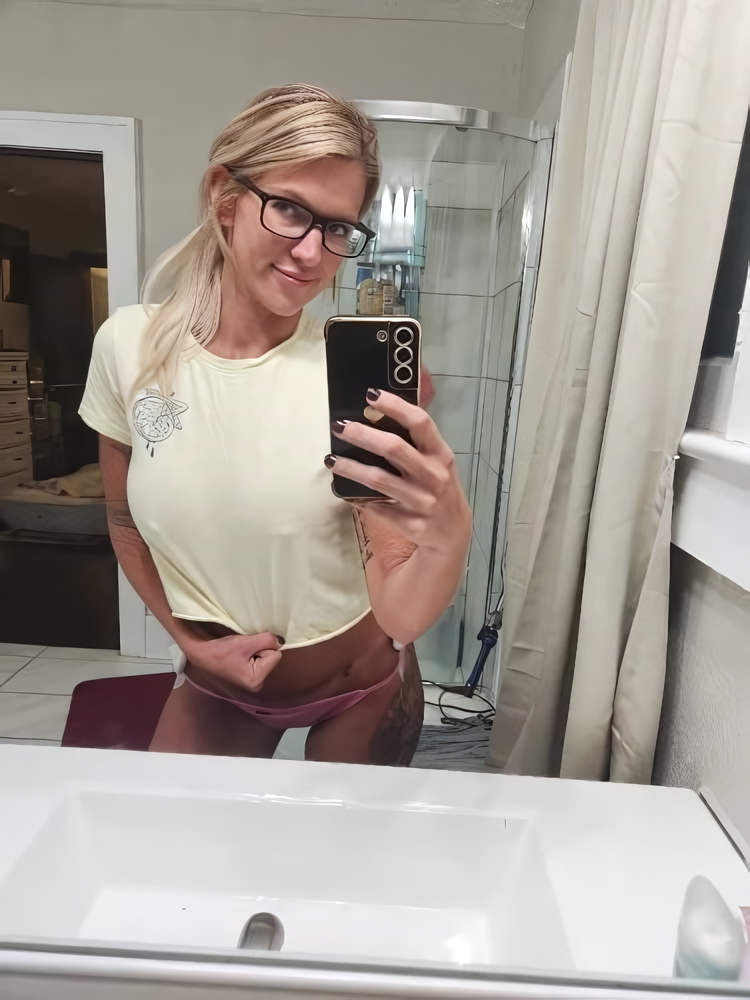 Piper +1 (352) 250-3800 Orlando erotic massage