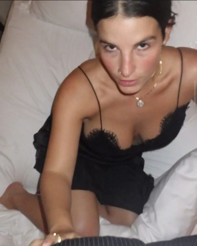 Cassidy +33 6 44 69 49 25 Lille erotic massage