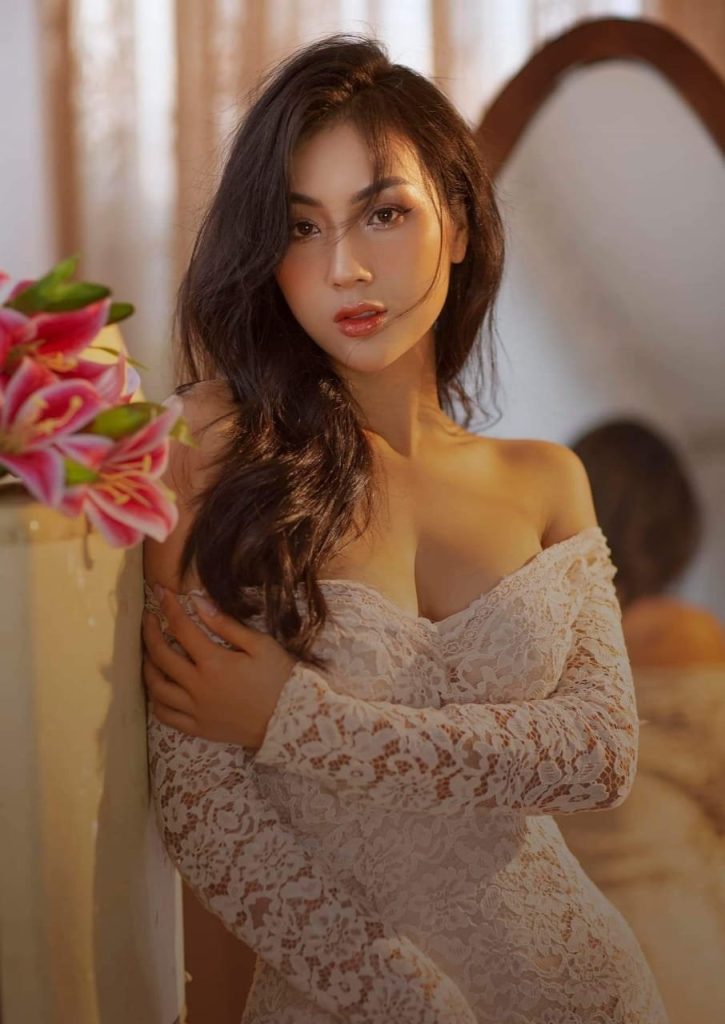 Ella +84 076 3290046 Danang erotic massage