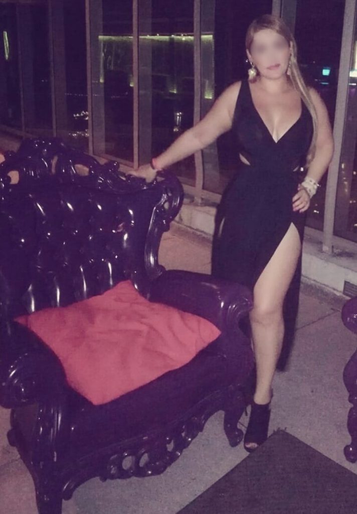 Katalina Mendez +507-6-403-9921 Panama City erotic massage