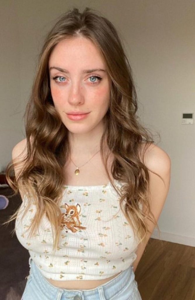 Lesly +33 7 57 84 58 39 Saint-Etienne erotic massage